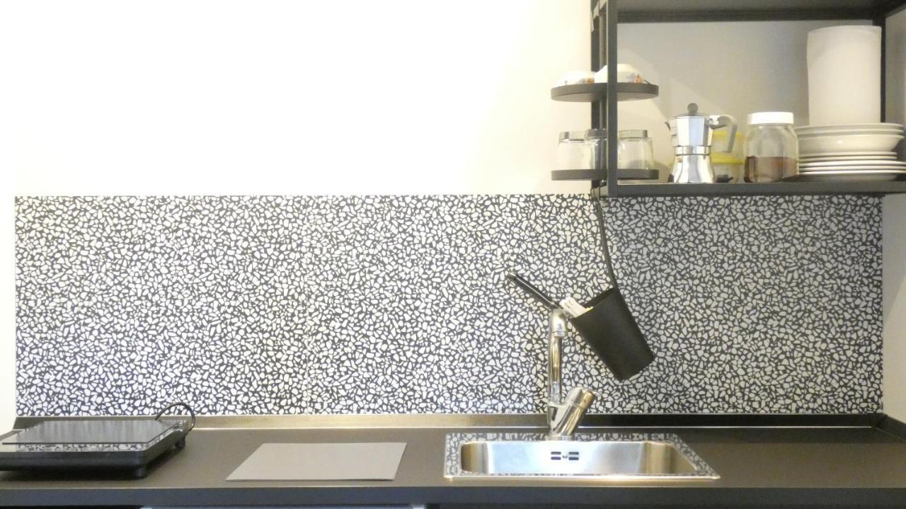 Buenretirope - Confortevoli Appartamentini Con Giardino Ferienhaus Pescara